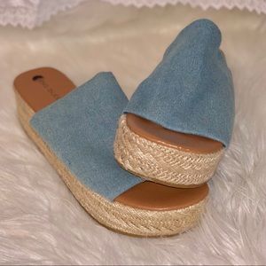 BLUE & TAN PLATFORMS